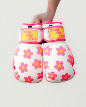 Guantoni da boxe per bambine modello Flower Power di Gladiatrix